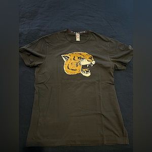 Todd Snyder x CHAMPION Men’s Collegiate Wild Cat T-Shirt. Size Small. 🐯